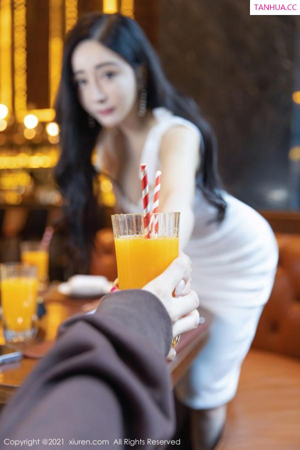 允薾  [XiuRen]高清写真图 2021.11.02 No.4155 允薾第23张图片